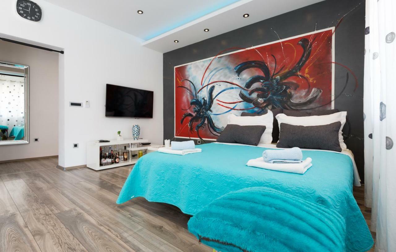 Apartments Klara Makarska Esterno foto